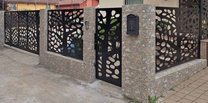 grille de décoration murale en fer forgé pour orner le brise-vue ou la  clôture